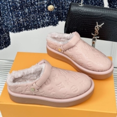 Louis Vuitton Low Shoes